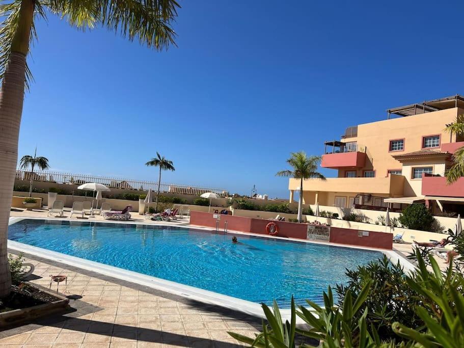 33 Pleasures Del Duque Apartment Costa Adeje  Kültér fotó