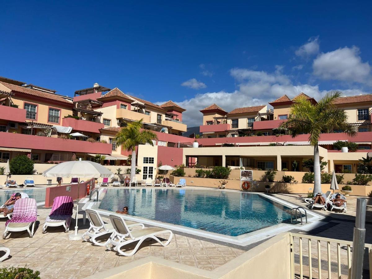 33 Pleasures Del Duque Apartment Costa Adeje  Kültér fotó